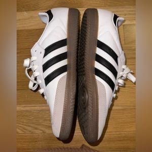 Brand New Men’s Adidas Samba US size 10